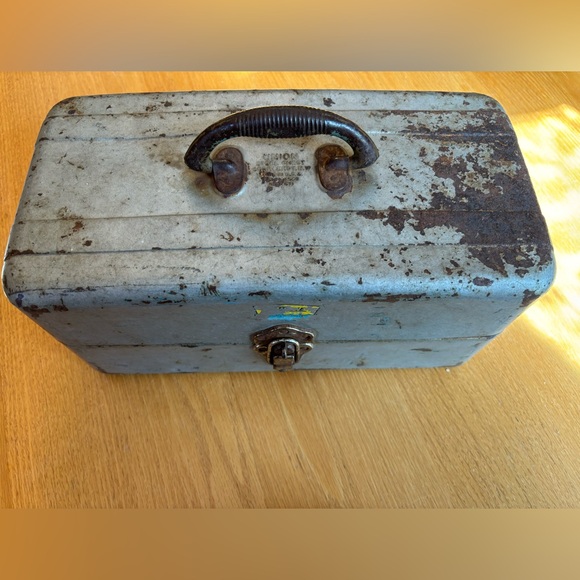 Rustic Union Steel Chest Tackle Box - Picture 3 of 8
